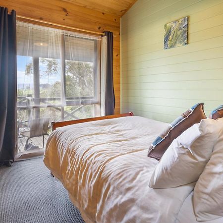 Mole Creek Cabins Экстерьер фото