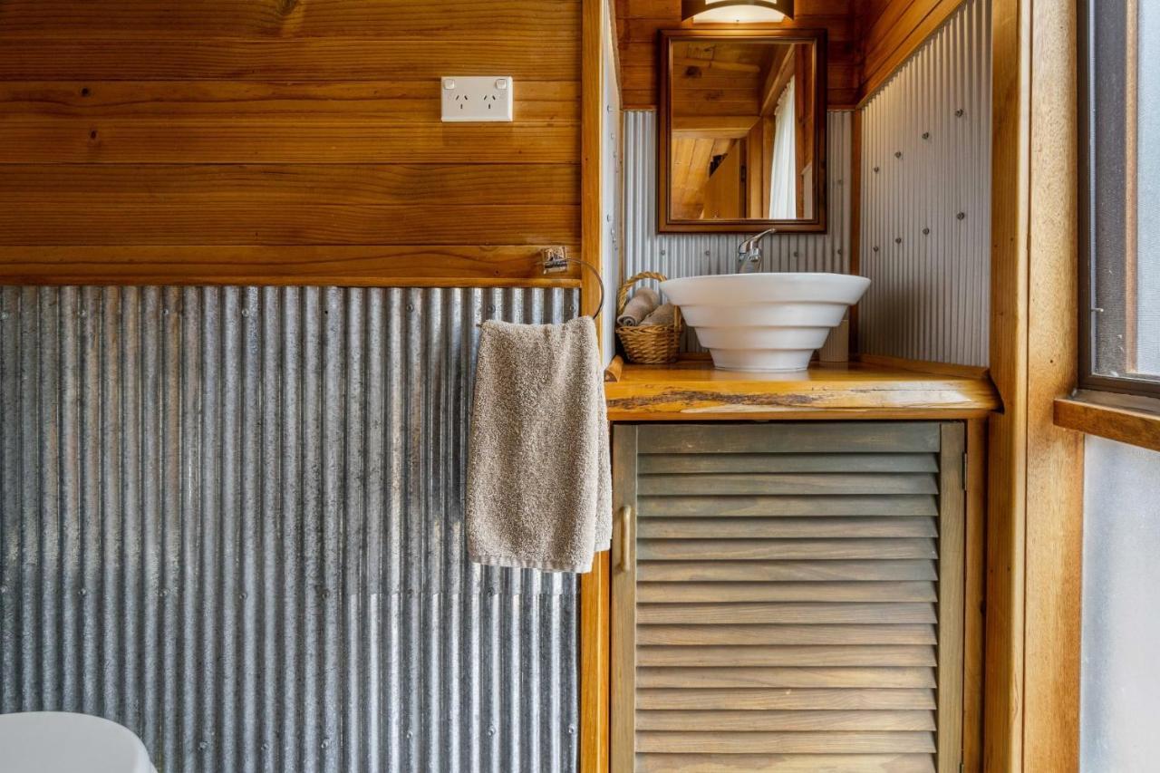 Mole Creek Cabins Экстерьер фото
