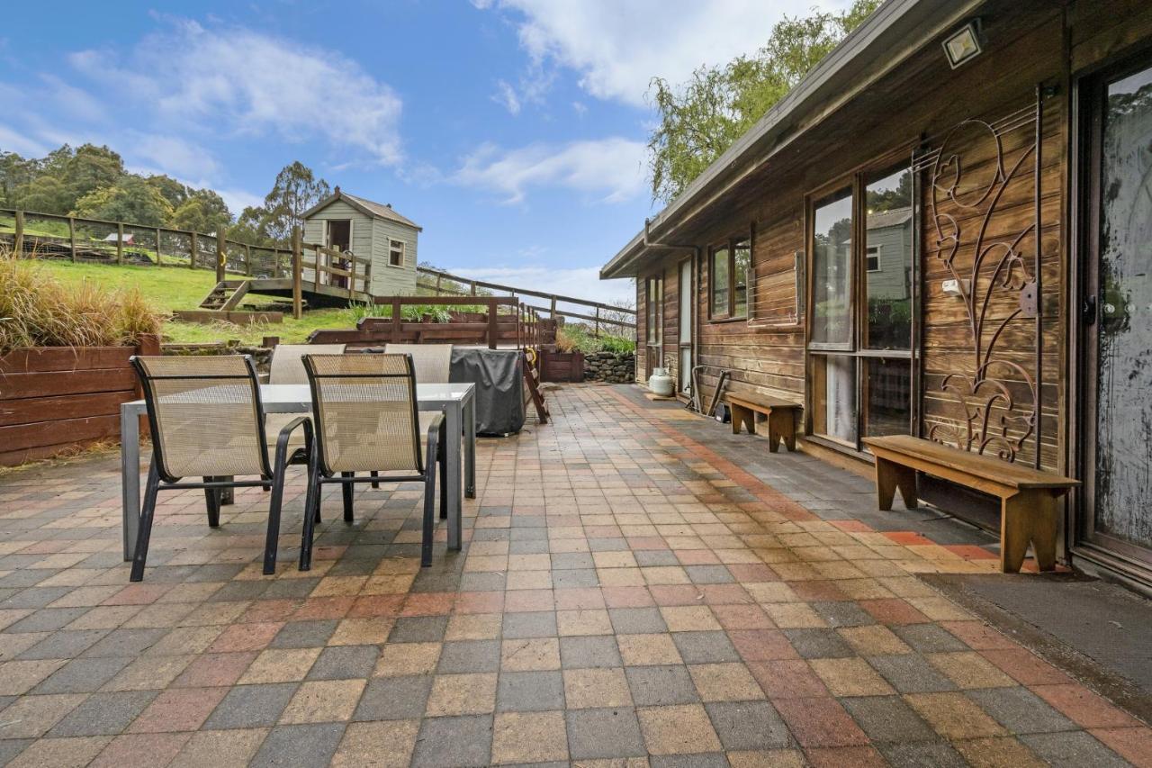 Mole Creek Cabins Экстерьер фото